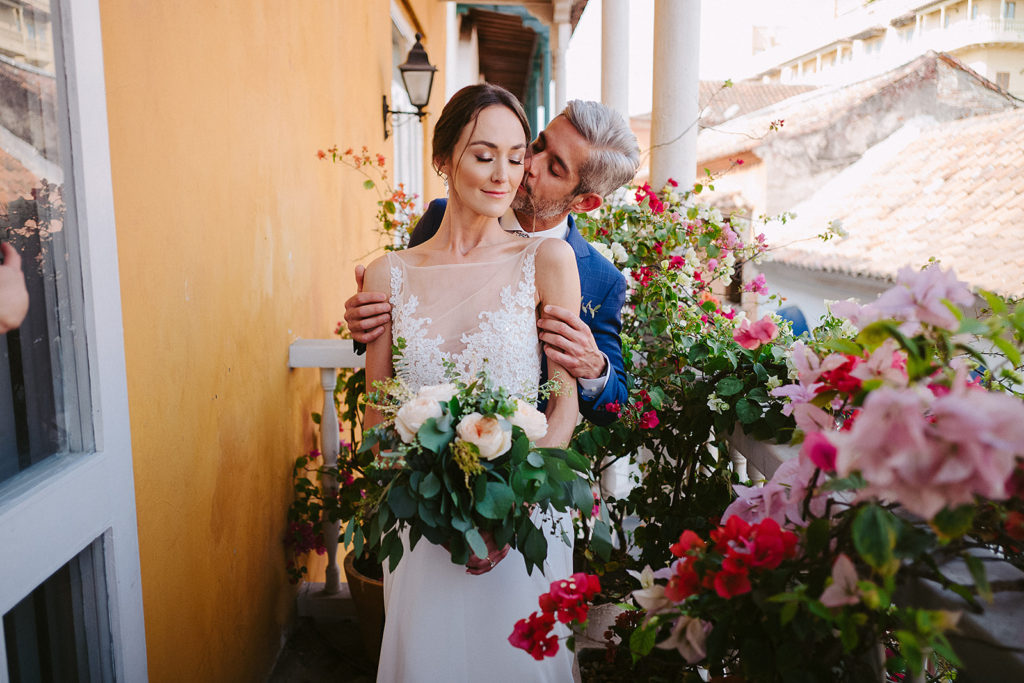 cartagena wedding planner flowers